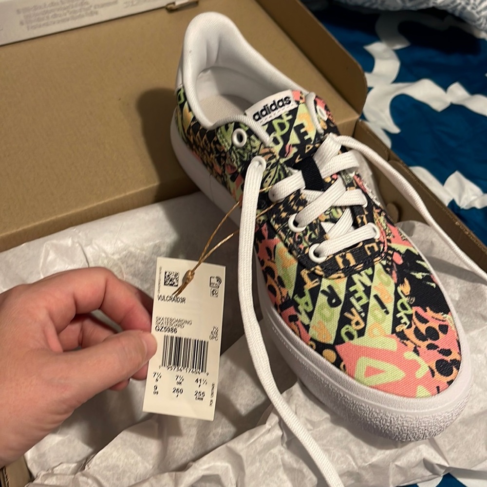 Adidas Vulc Raid3r Skateboard Shoes